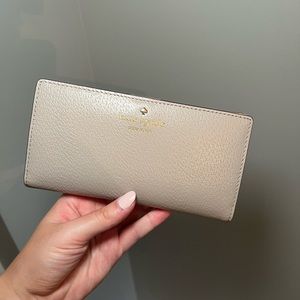 Kate Spade Taupe Wallet